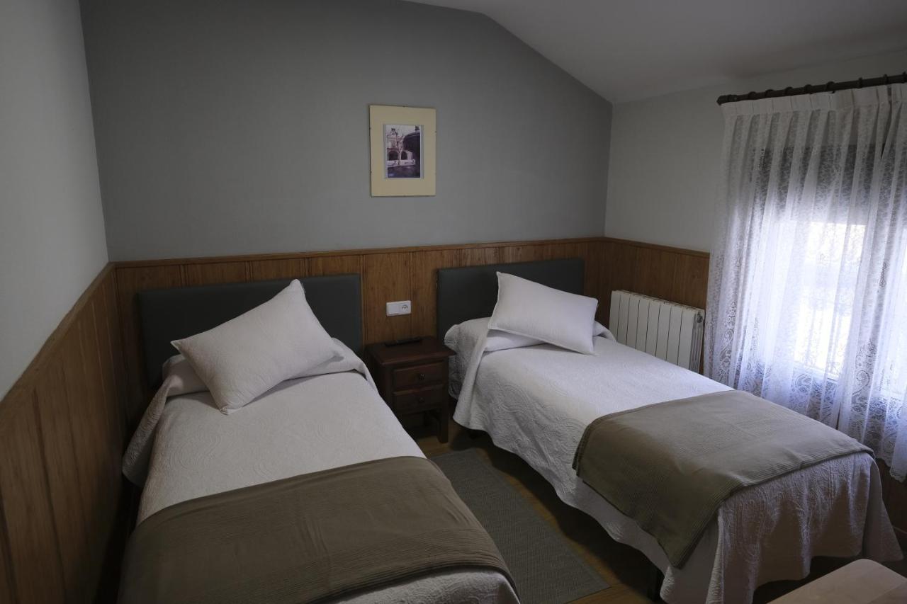 Hostal Restaurante Goya Пьедраита Экстерьер фото